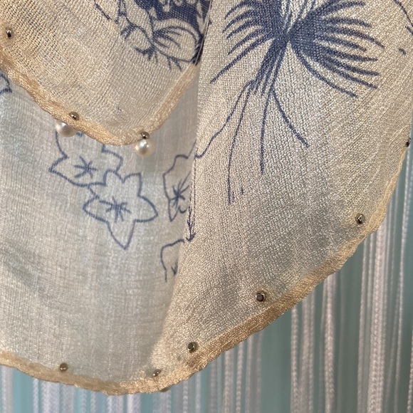 Ivory and Navy Floral Print Kimono with Pearls - Picture 13 of 17